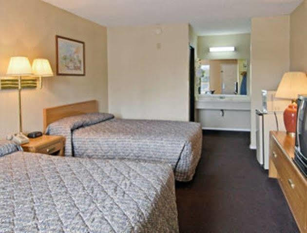 Americas Best Value Inn - Augusta / South Экстерьер фото