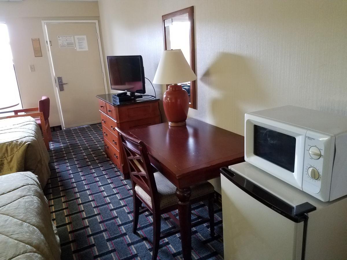 Americas Best Value Inn - Augusta / South Экстерьер фото