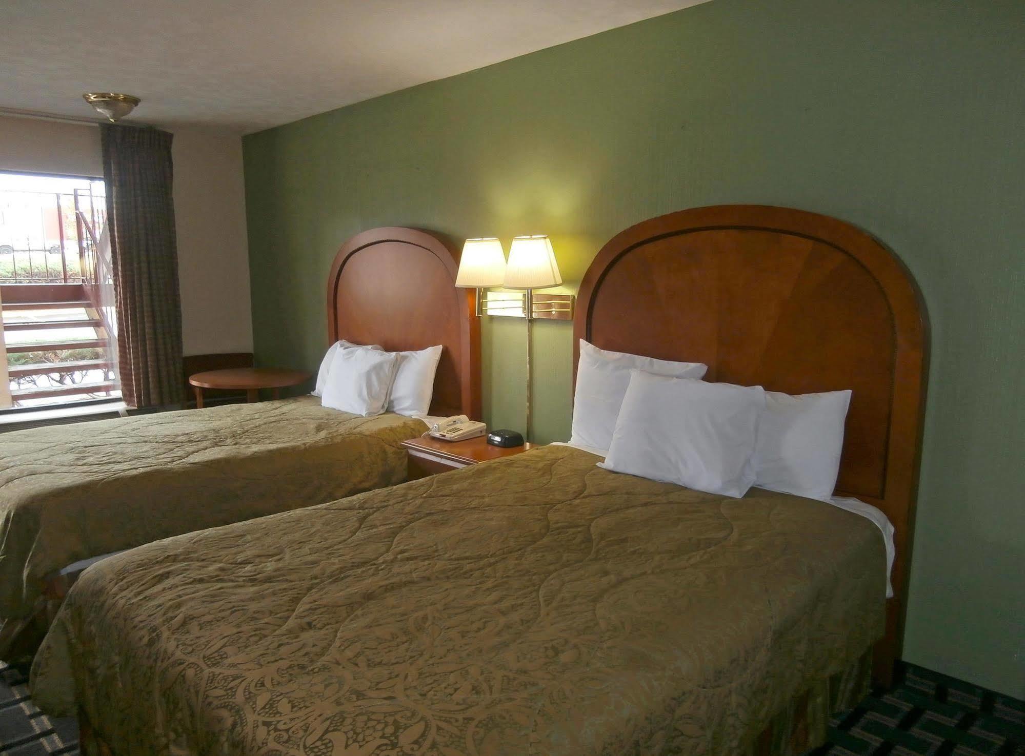 Americas Best Value Inn - Augusta / South Экстерьер фото